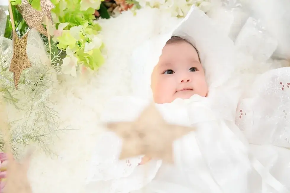 <span>【2025年版】お宮参りの産着はいつ着る？</span>タイミングと当日の流れガイド